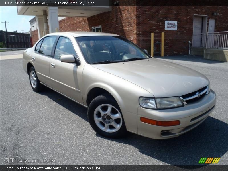 Sunlit Sand Metallic / Beige 1999 Nissan Maxima GXE