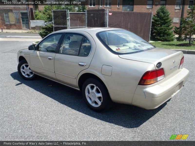Sunlit Sand Metallic / Beige 1999 Nissan Maxima GXE