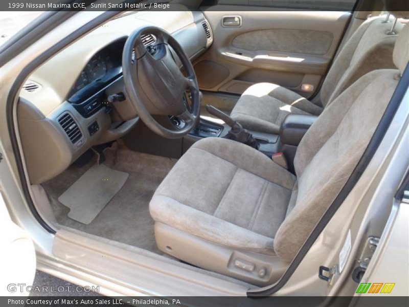 Sunlit Sand Metallic / Beige 1999 Nissan Maxima GXE