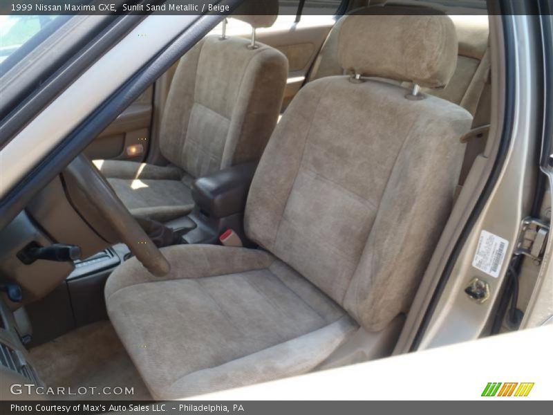 Sunlit Sand Metallic / Beige 1999 Nissan Maxima GXE
