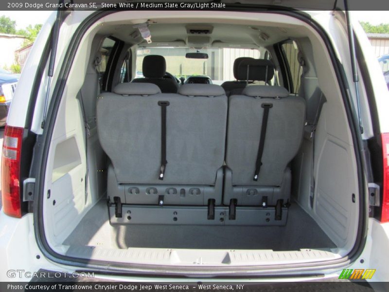 Stone White / Medium Slate Gray/Light Shale 2009 Dodge Grand Caravan SE