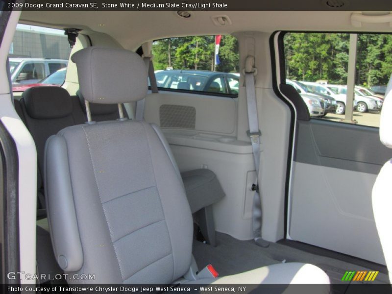 Stone White / Medium Slate Gray/Light Shale 2009 Dodge Grand Caravan SE