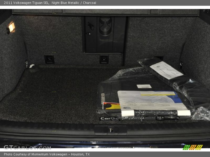 Night Blue Metallic / Charcoal 2011 Volkswagen Tiguan SEL