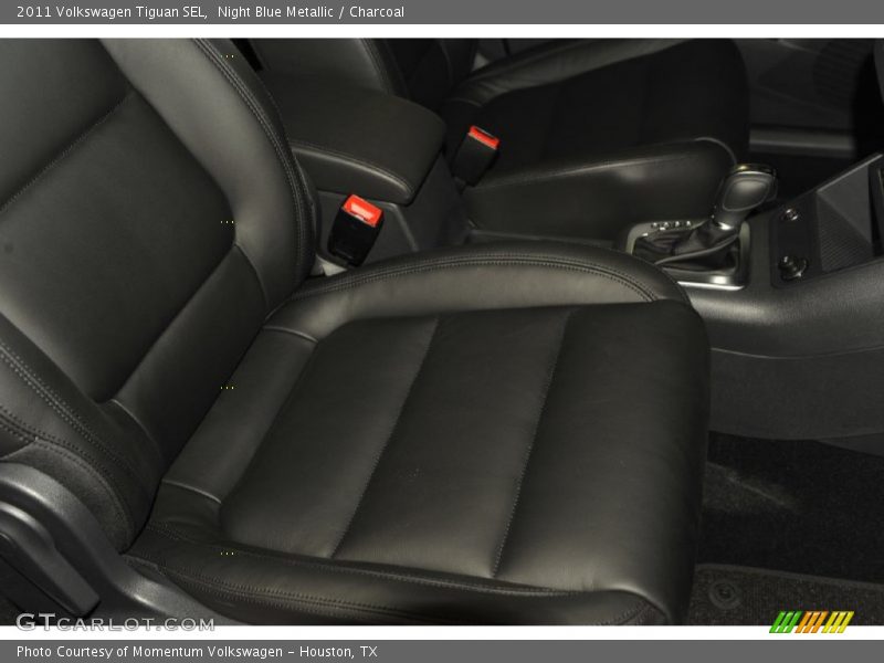 Night Blue Metallic / Charcoal 2011 Volkswagen Tiguan SEL