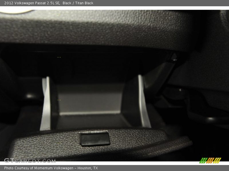 Black / Titan Black 2012 Volkswagen Passat 2.5L SE