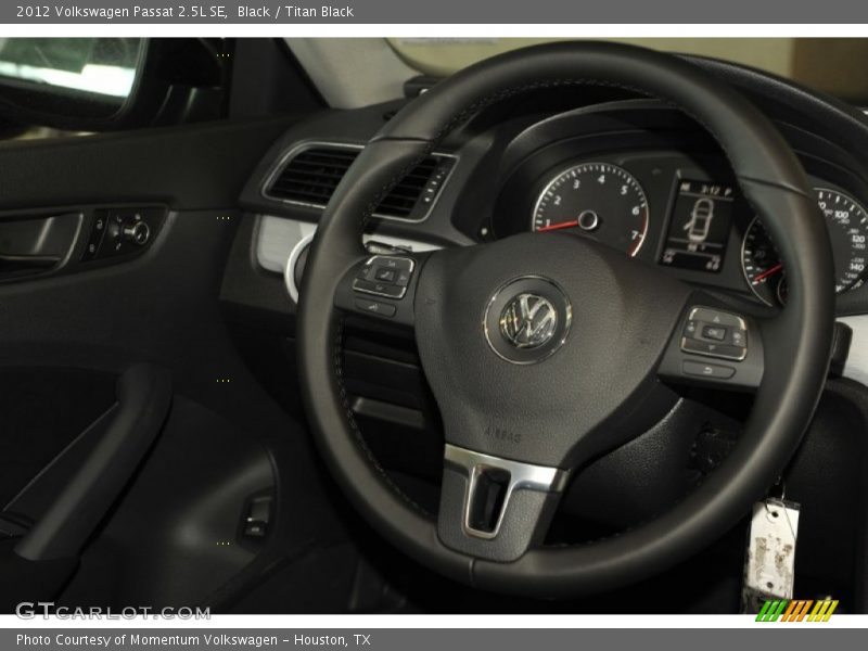 Black / Titan Black 2012 Volkswagen Passat 2.5L SE