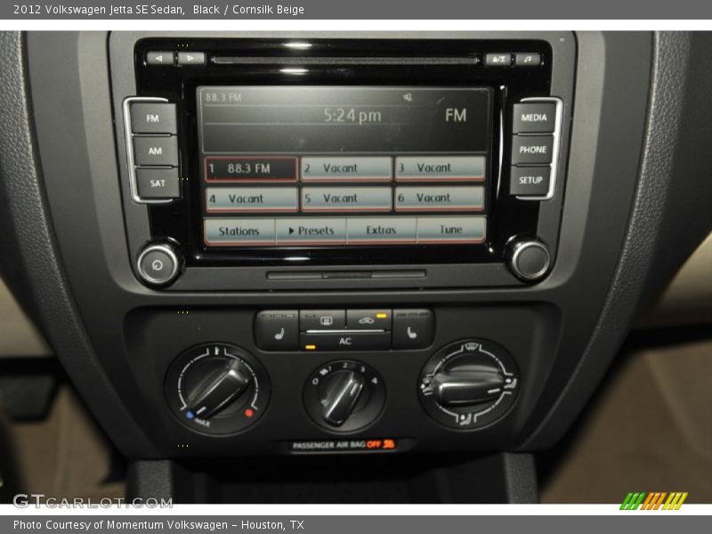 Controls of 2012 Jetta SE Sedan