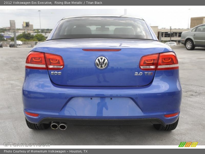 Rising Blue Metallic / Titan Black 2012 Volkswagen Eos Executive