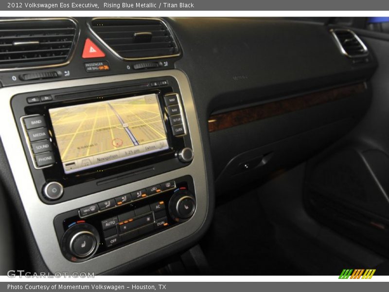 Rising Blue Metallic / Titan Black 2012 Volkswagen Eos Executive