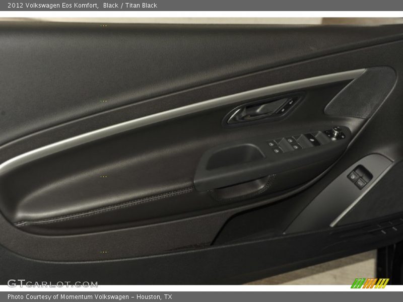 Black / Titan Black 2012 Volkswagen Eos Komfort
