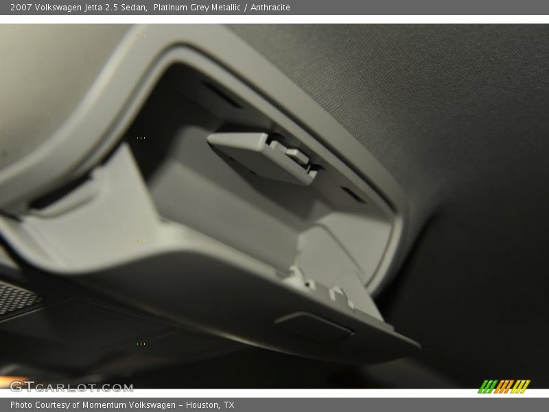 Platinum Grey Metallic / Anthracite 2007 Volkswagen Jetta 2.5 Sedan