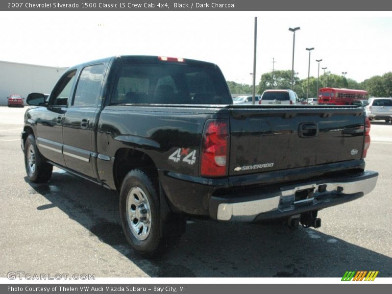 Black / Dark Charcoal 2007 Chevrolet Silverado 1500 Classic LS Crew Cab 4x4