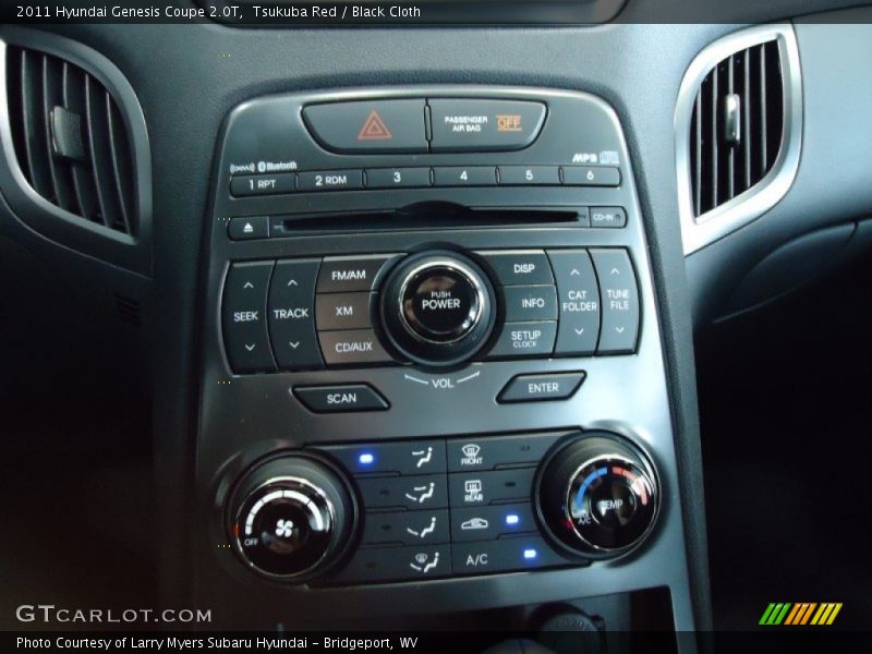 Controls of 2011 Genesis Coupe 2.0T