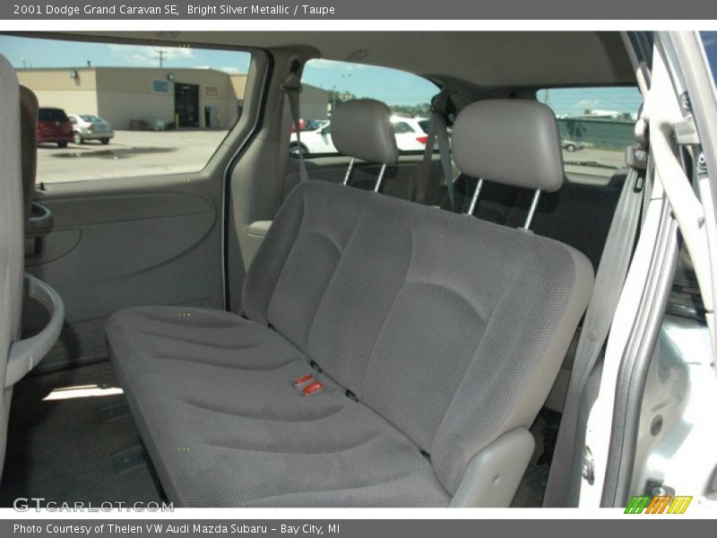 Bright Silver Metallic / Taupe 2001 Dodge Grand Caravan SE