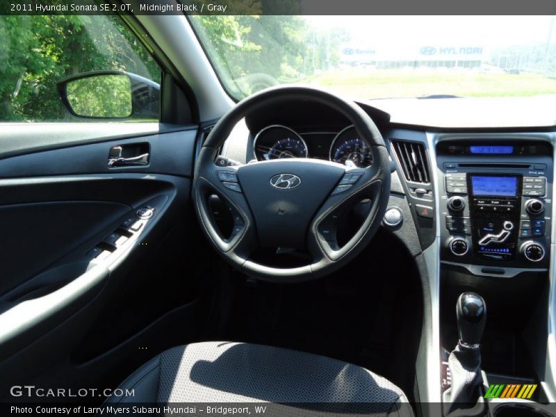 Midnight Black / Gray 2011 Hyundai Sonata SE 2.0T