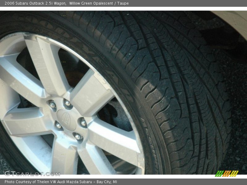 Willow Green Opalescent / Taupe 2006 Subaru Outback 2.5i Wagon