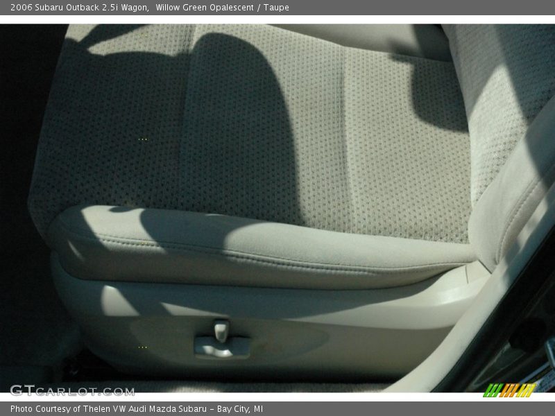 Willow Green Opalescent / Taupe 2006 Subaru Outback 2.5i Wagon