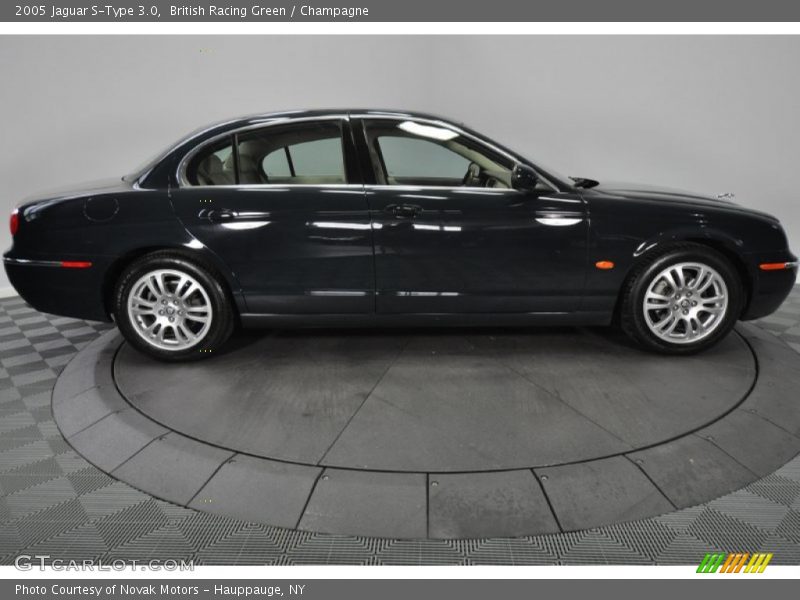 British Racing Green / Champagne 2005 Jaguar S-Type 3.0