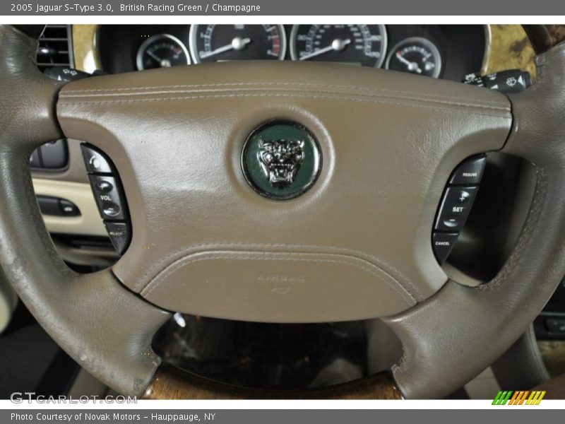 British Racing Green / Champagne 2005 Jaguar S-Type 3.0