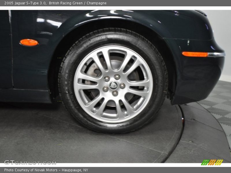 British Racing Green / Champagne 2005 Jaguar S-Type 3.0