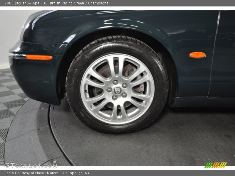 British Racing Green / Champagne 2005 Jaguar S-Type 3.0