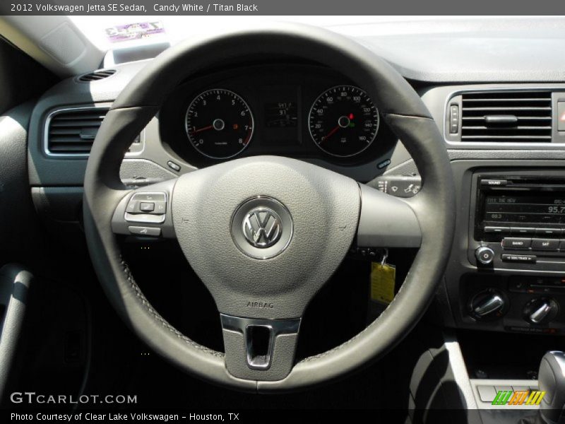 Candy White / Titan Black 2012 Volkswagen Jetta SE Sedan
