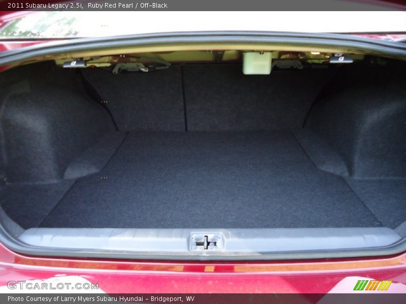  2011 Legacy 2.5i Trunk