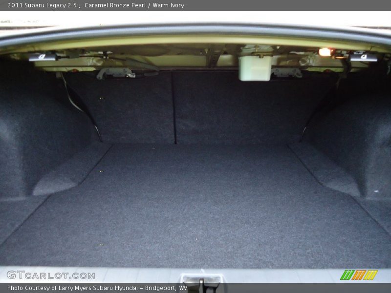  2011 Legacy 2.5i Trunk
