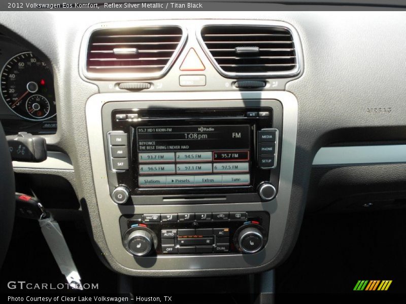Reflex Silver Metallic / Titan Black 2012 Volkswagen Eos Komfort
