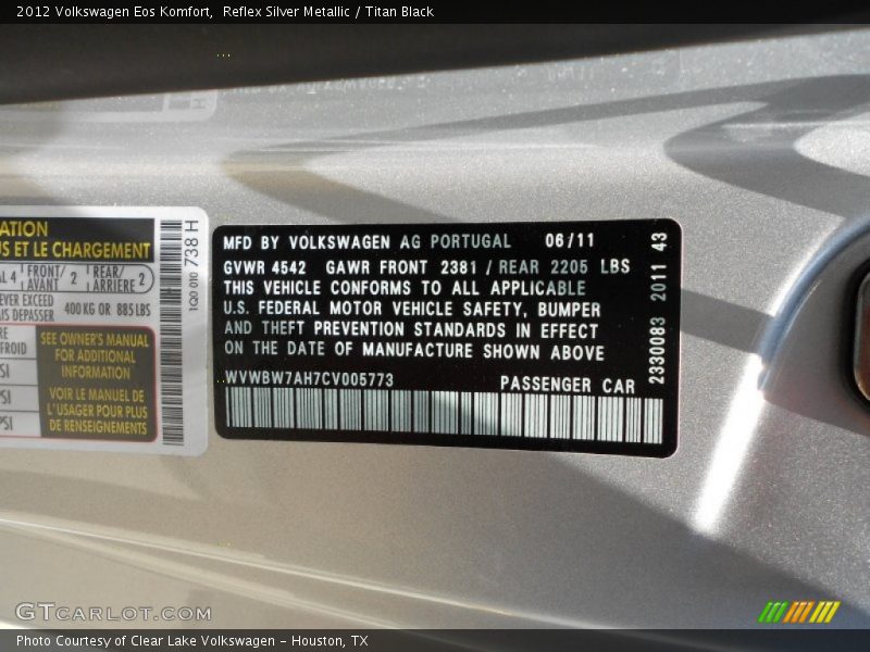 Reflex Silver Metallic / Titan Black 2012 Volkswagen Eos Komfort