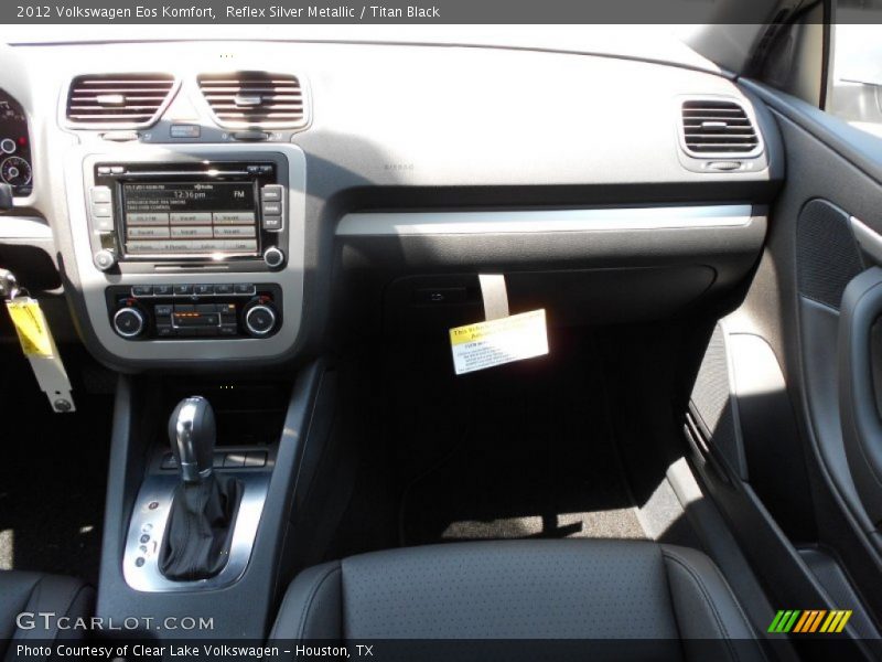 Reflex Silver Metallic / Titan Black 2012 Volkswagen Eos Komfort
