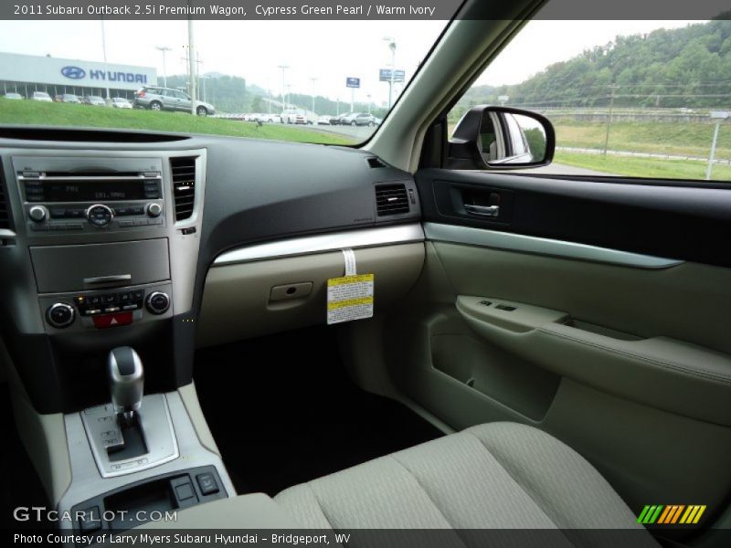 Cypress Green Pearl / Warm Ivory 2011 Subaru Outback 2.5i Premium Wagon