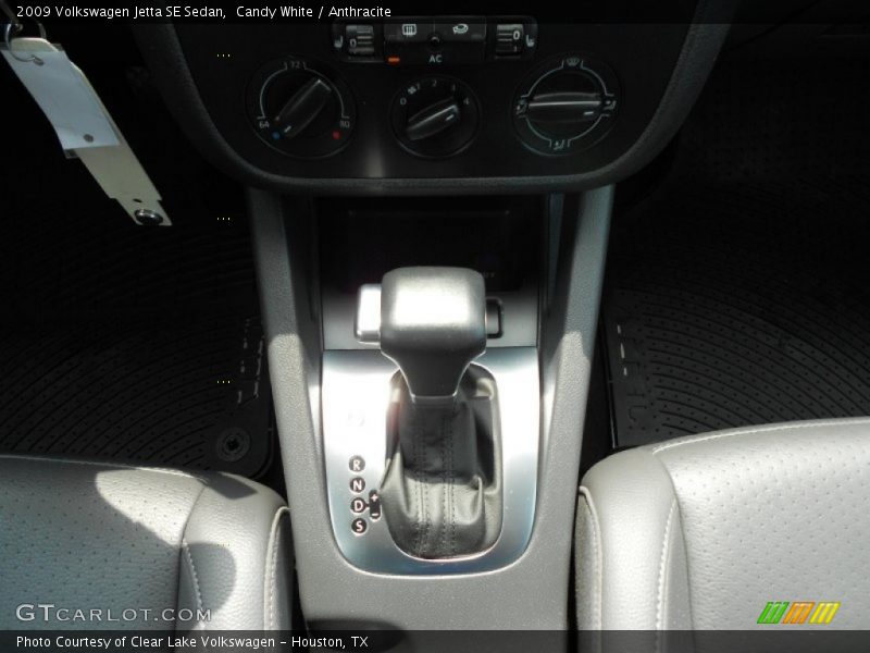 Candy White / Anthracite 2009 Volkswagen Jetta SE Sedan