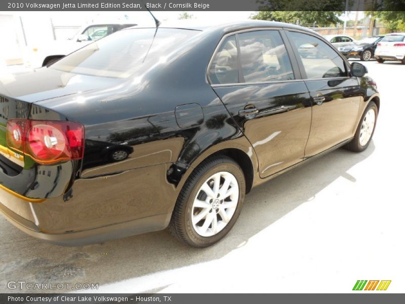 Black / Cornsilk Beige 2010 Volkswagen Jetta Limited Edition Sedan