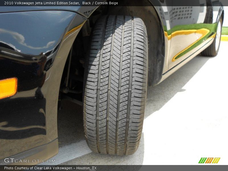 Black / Cornsilk Beige 2010 Volkswagen Jetta Limited Edition Sedan