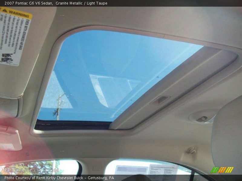 Sunroof of 2007 G6 V6 Sedan