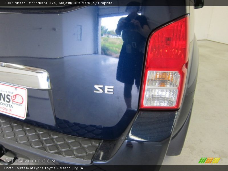 Majestic Blue Metallic / Graphite 2007 Nissan Pathfinder SE 4x4
