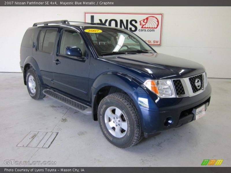Majestic Blue Metallic / Graphite 2007 Nissan Pathfinder SE 4x4