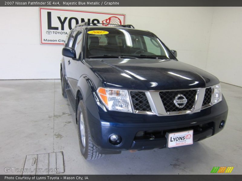 Majestic Blue Metallic / Graphite 2007 Nissan Pathfinder SE 4x4