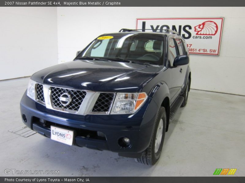 Majestic Blue Metallic / Graphite 2007 Nissan Pathfinder SE 4x4