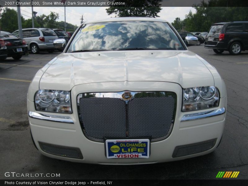 Stone White / Dark Slate Gray/Light Graystone 2007 Chrysler 300