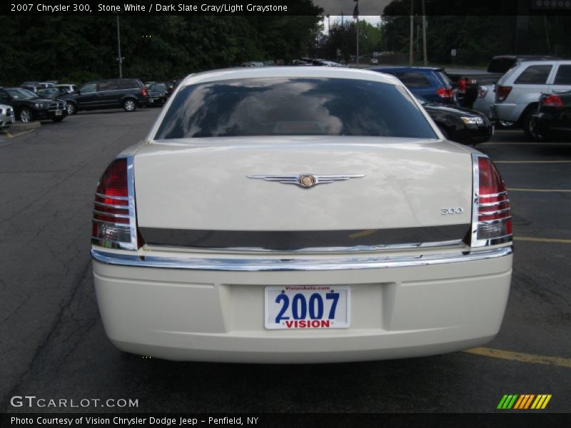 Stone White / Dark Slate Gray/Light Graystone 2007 Chrysler 300