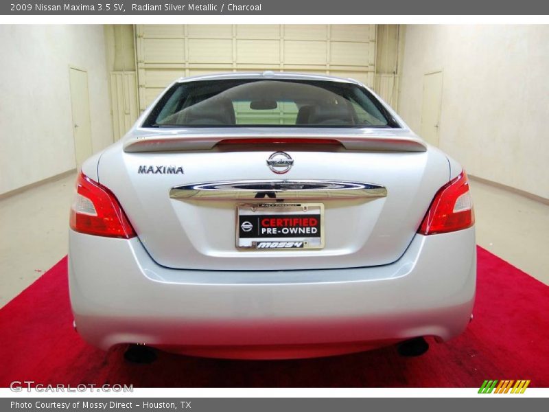 Radiant Silver Metallic / Charcoal 2009 Nissan Maxima 3.5 SV