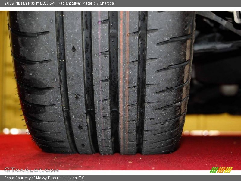 Radiant Silver Metallic / Charcoal 2009 Nissan Maxima 3.5 SV