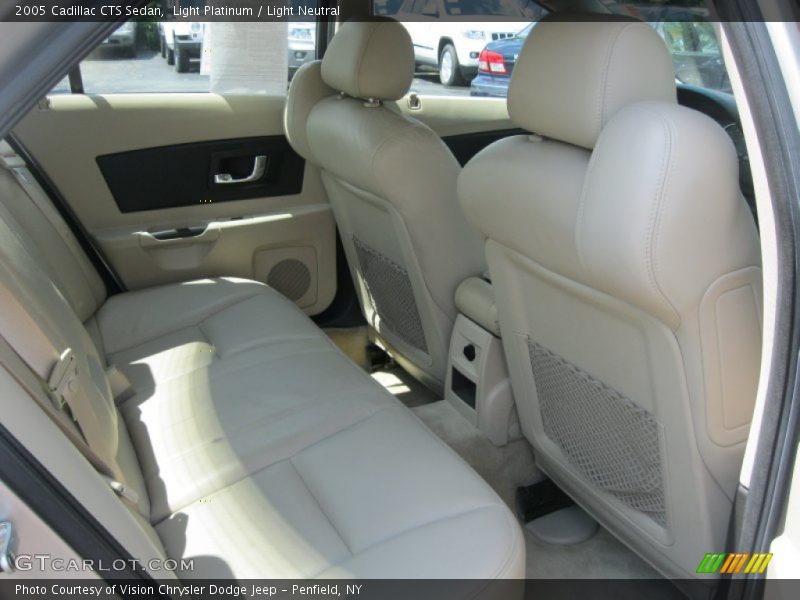 Light Platinum / Light Neutral 2005 Cadillac CTS Sedan