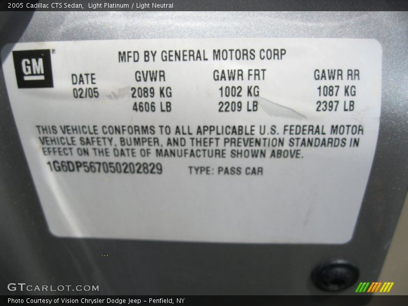 Light Platinum / Light Neutral 2005 Cadillac CTS Sedan
