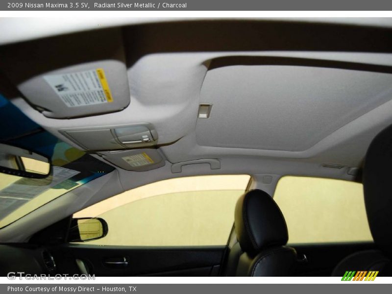 Radiant Silver Metallic / Charcoal 2009 Nissan Maxima 3.5 SV