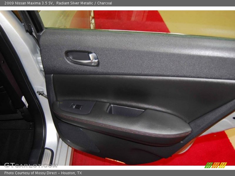 Radiant Silver Metallic / Charcoal 2009 Nissan Maxima 3.5 SV