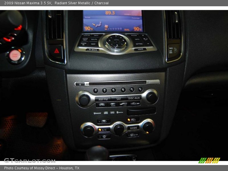 Radiant Silver Metallic / Charcoal 2009 Nissan Maxima 3.5 SV