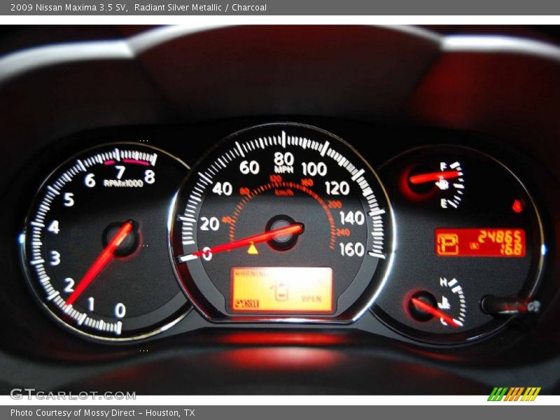 Radiant Silver Metallic / Charcoal 2009 Nissan Maxima 3.5 SV